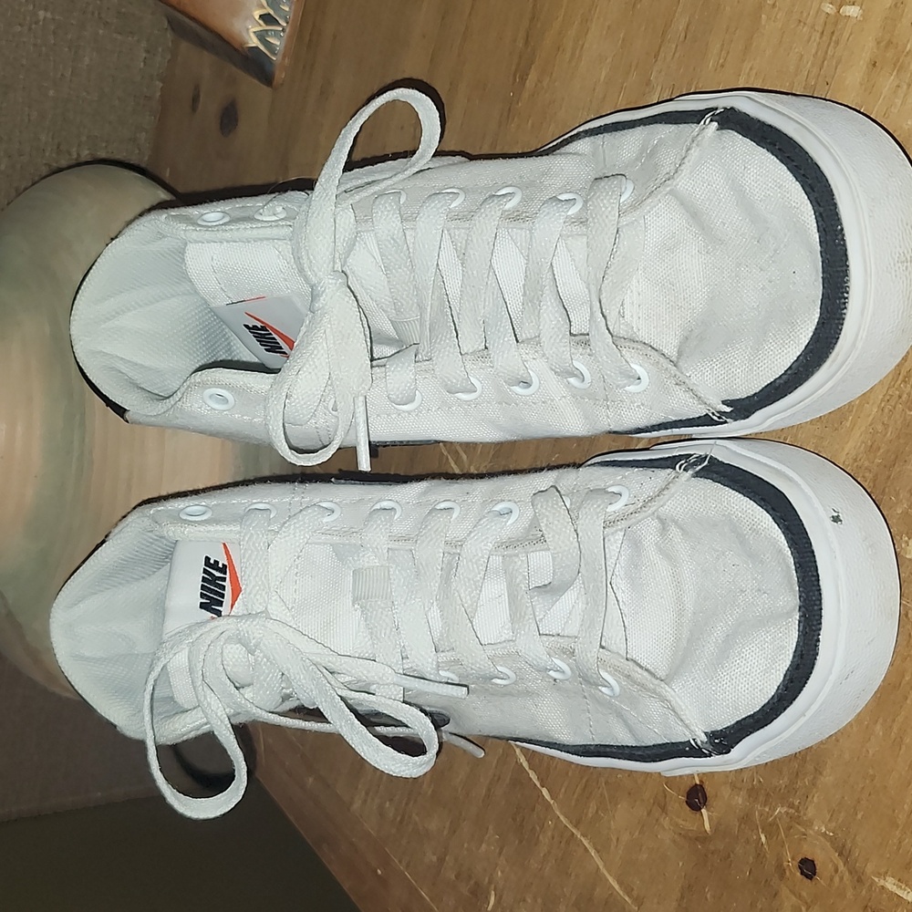 Nike White and Black High-Top Sneakers - Picture 4 of 9